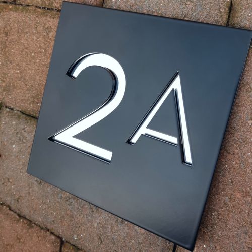 Black house number , mirror house numbers , modern house numbers , mirror and black house numbers , powder coated house numbers , square house number , house number plaque , custom made house number