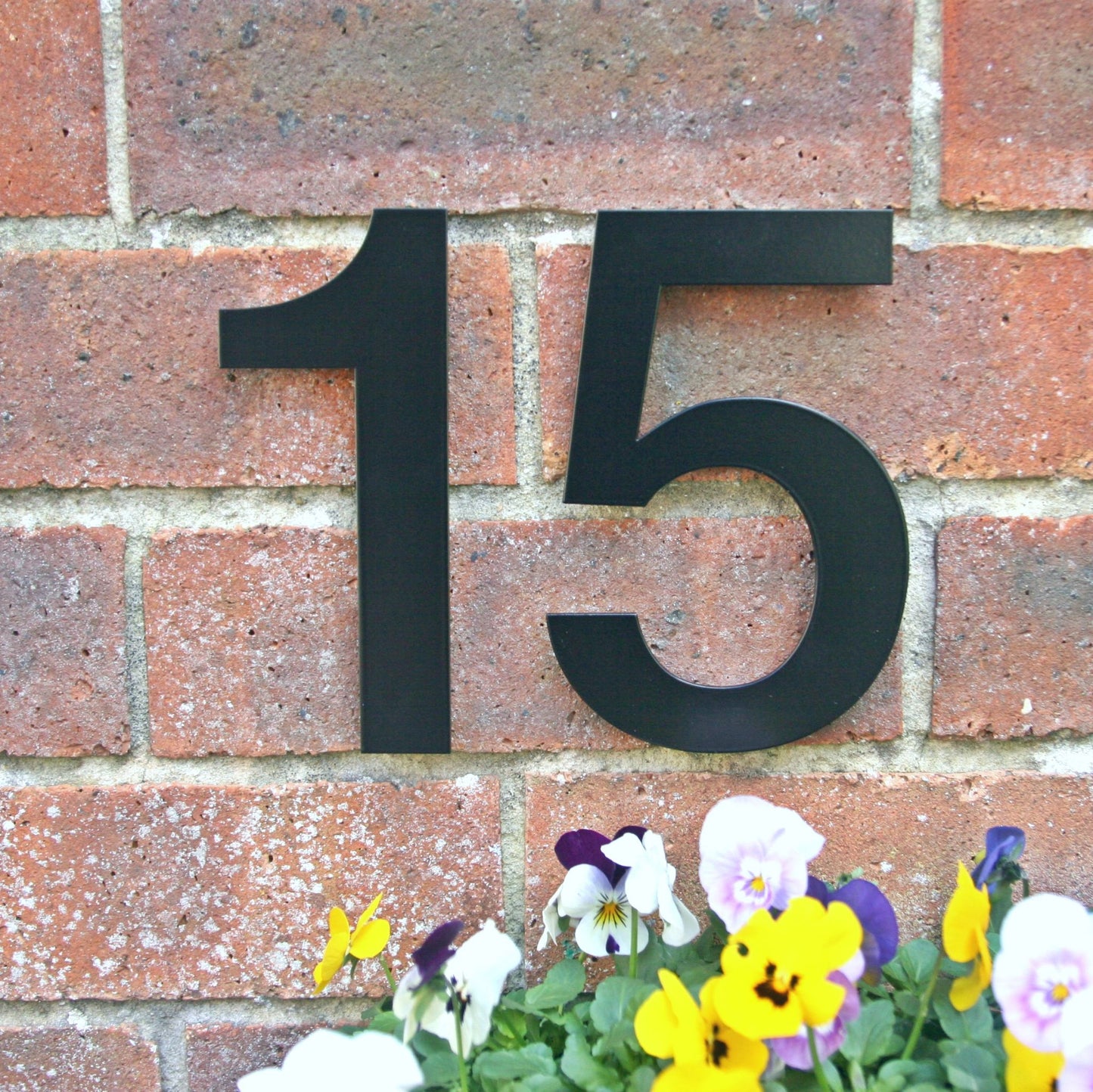 Black house numbers , powder coated house numbers , contemporary house numbers , modern house numbers , floating house numbers , house numbers , custom powder coated house numbers , Black door numbers , UK made house numbers 