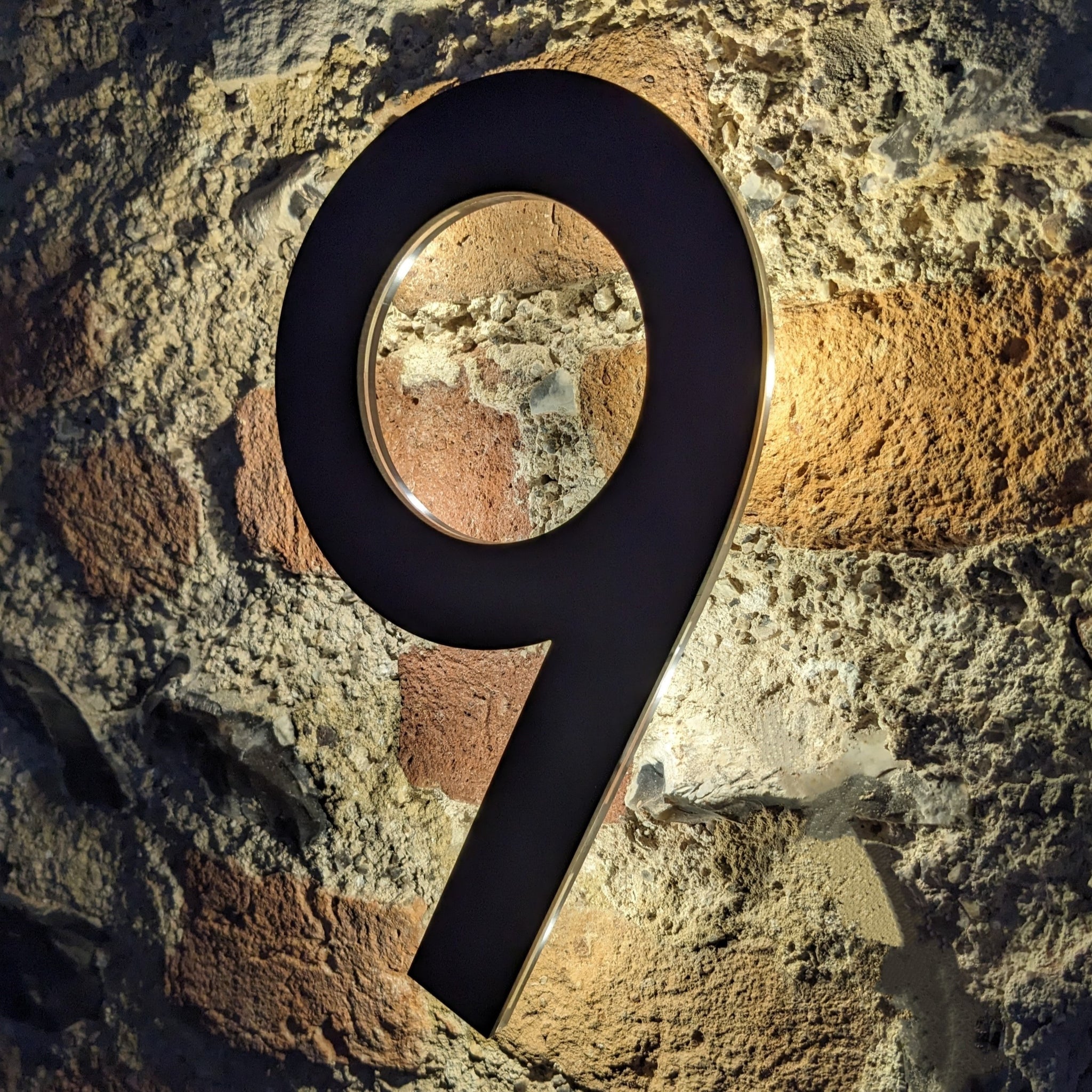 Century Gothic LED House Numbers – Housenumbers Limited
