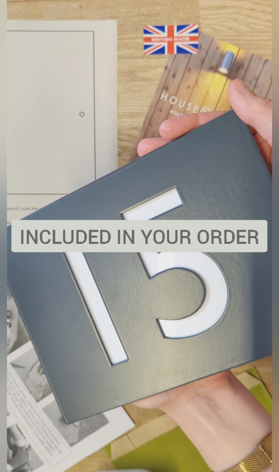 Badgemaster Modern Anthracite House Number Sign Plaque Stainless Steel Standoffs 20cm X 13cm White Border 45400
