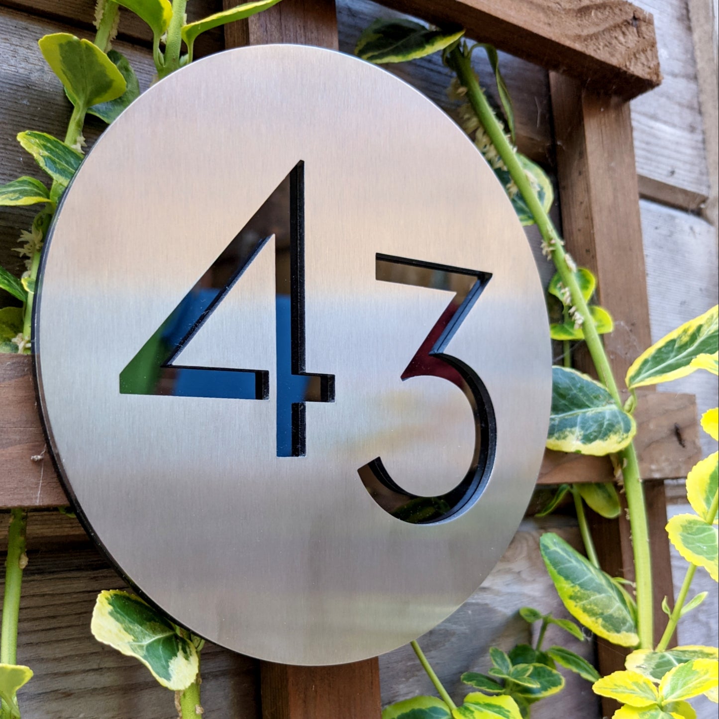 Circle house number , Neutra font house number , Stainless steel and black house number , Stainless steel house number , house number plaque , custom made house number