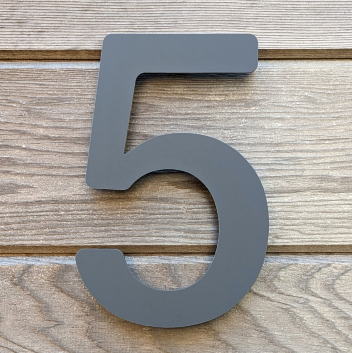 Modern Grey House Numbers 20cm - Acrylic Floating – Housenumbers Limited