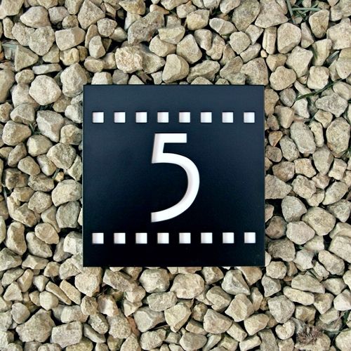 Black house numbers , powder coated house numbers , contemporary house numbers , modern house numbers , floating house numbers , house numbers , custom powder coated house numbers , Black door numbers , UK made house numbers 