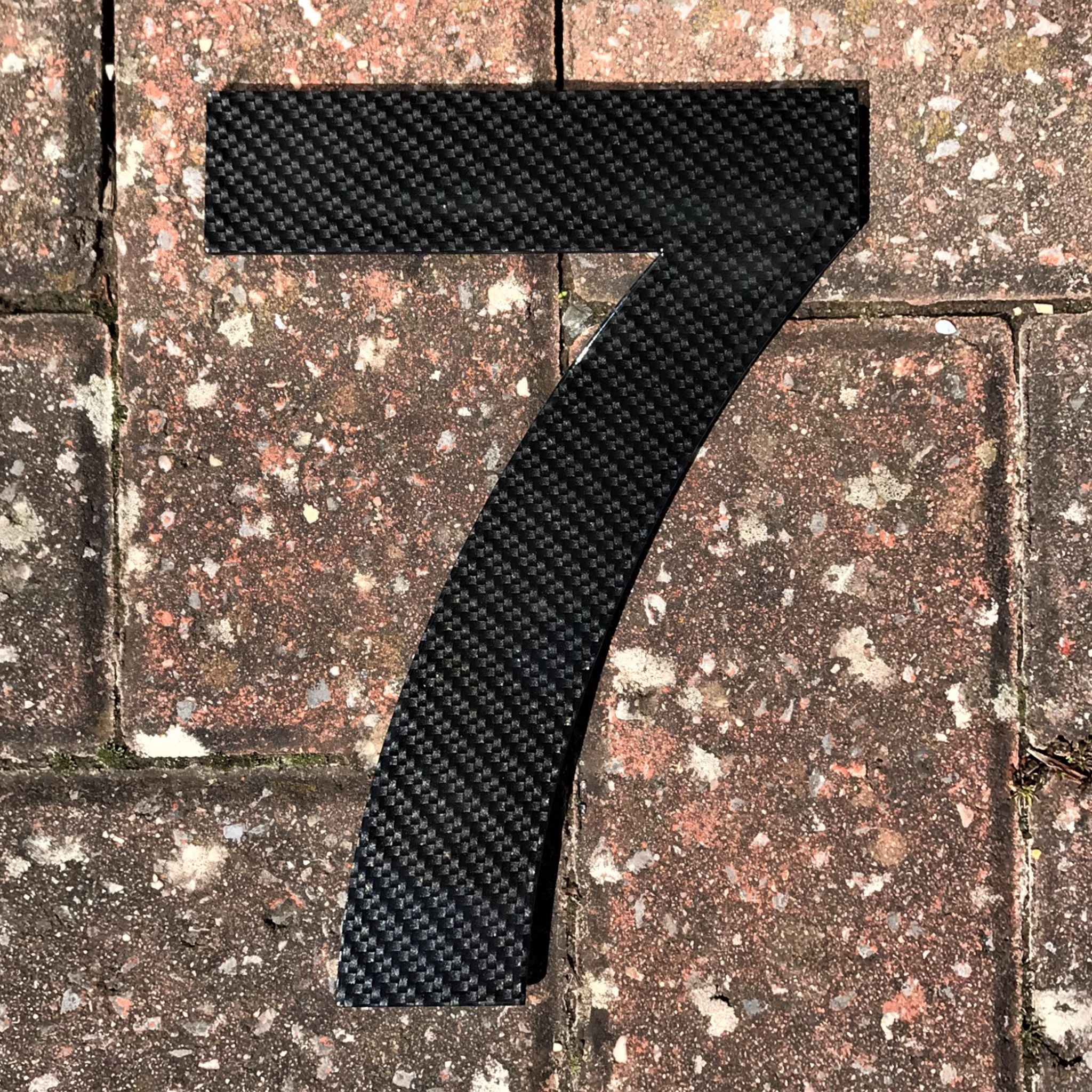 Carbon Fibre house number 7 – Housenumbers Limited