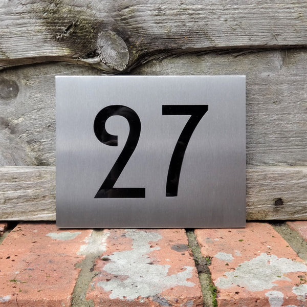 Plain Mackintosh Font House Number Plaque – Housenumbers Limited